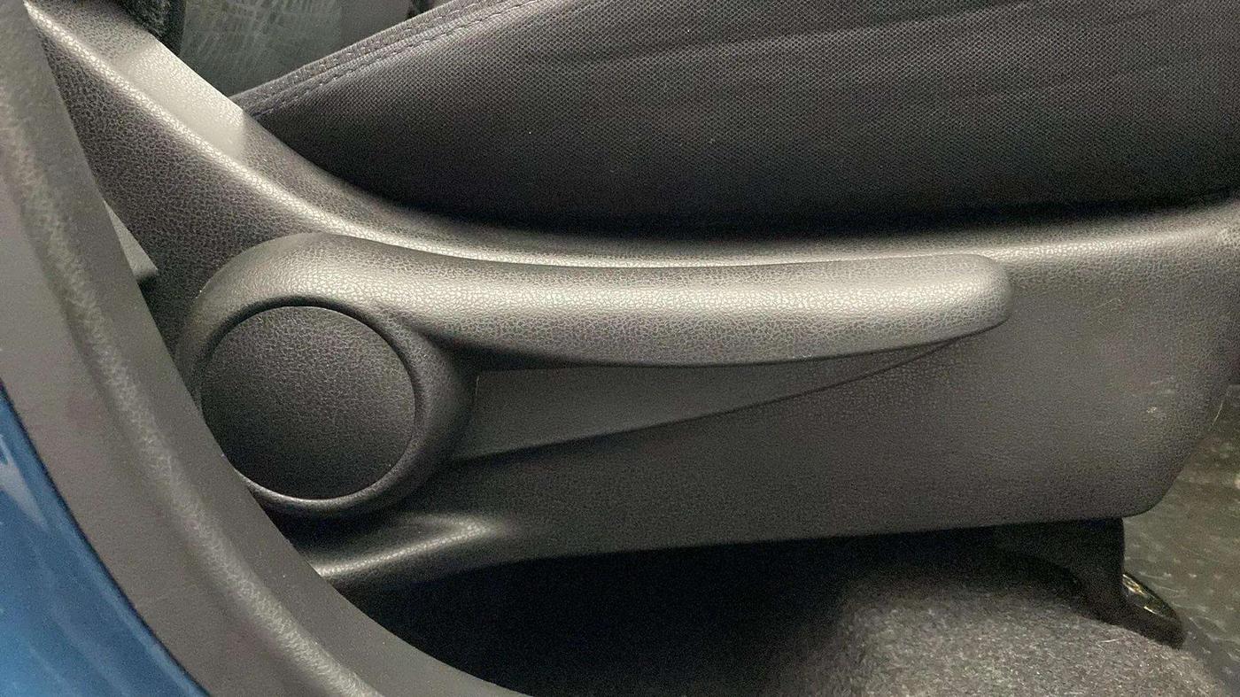 2018 Nissan Micra XV CVT, Petrol, Automatic, 25,725 km, Driver Side Adjustment Panel
