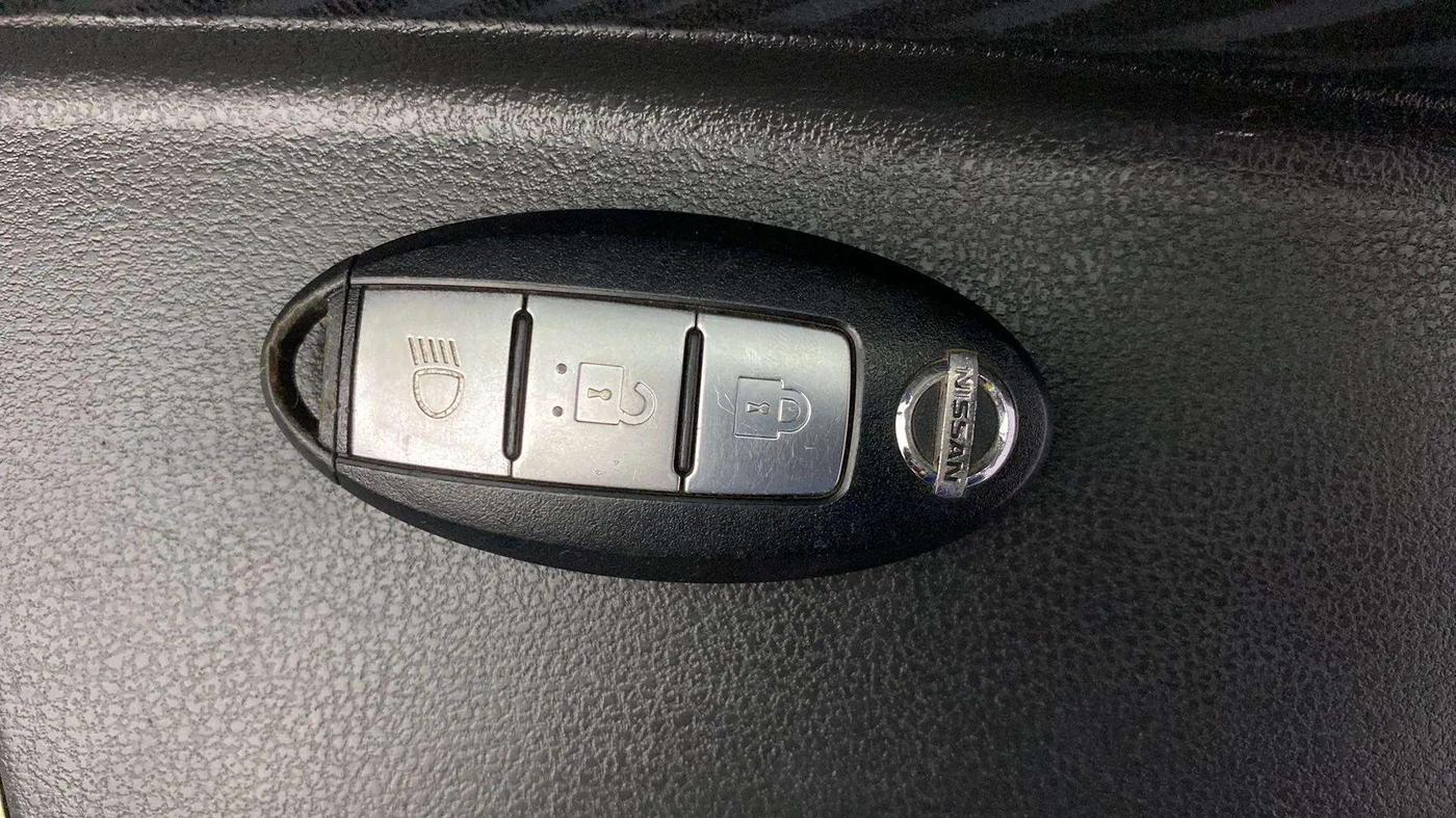 2018 Nissan Micra XV CVT, Petrol, Automatic, 25,725 km, Key Close Up