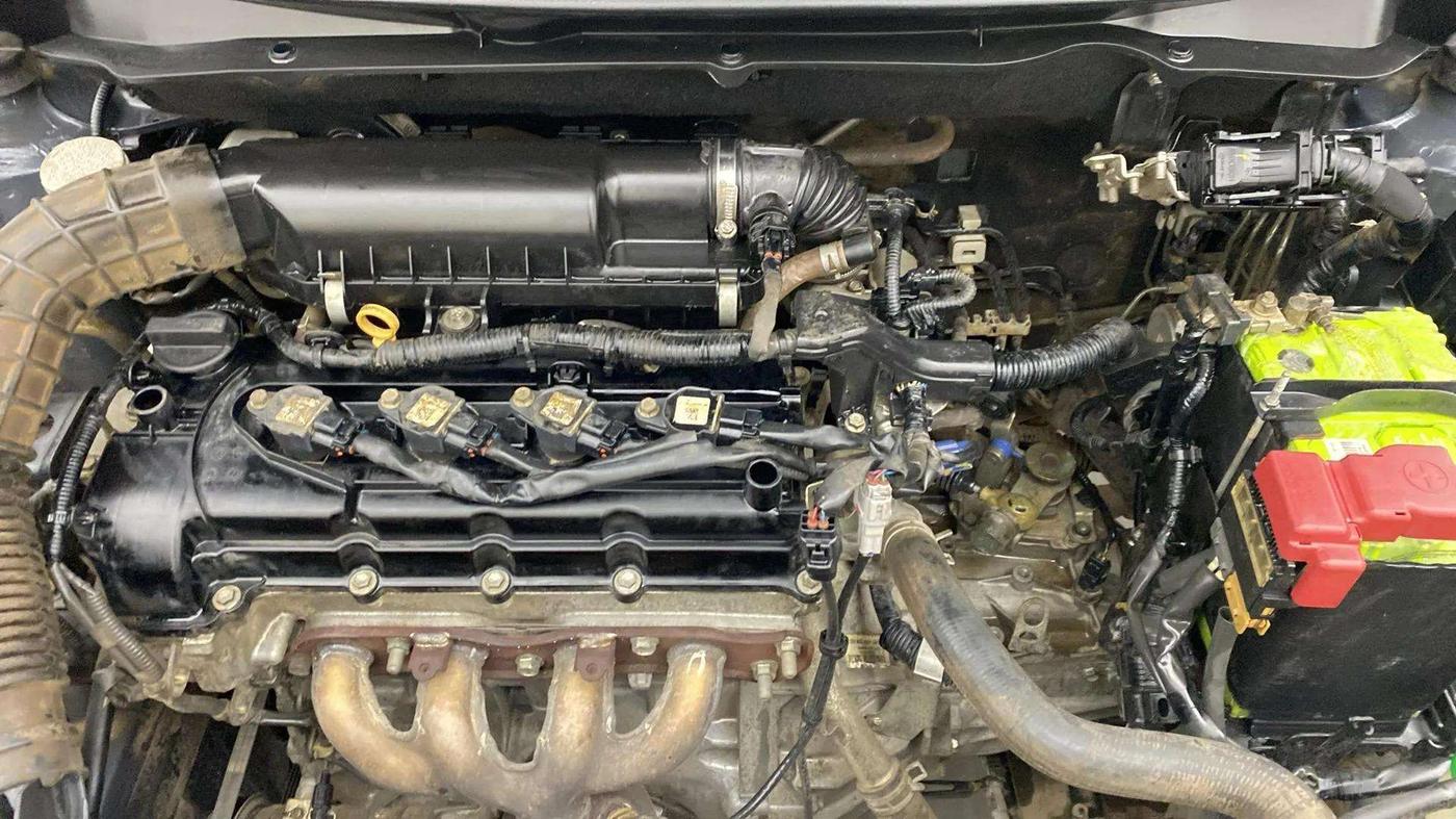 2017 Maruti Swift Dzire ZXI, Petrol, Manual, 25,431 km, Engine View