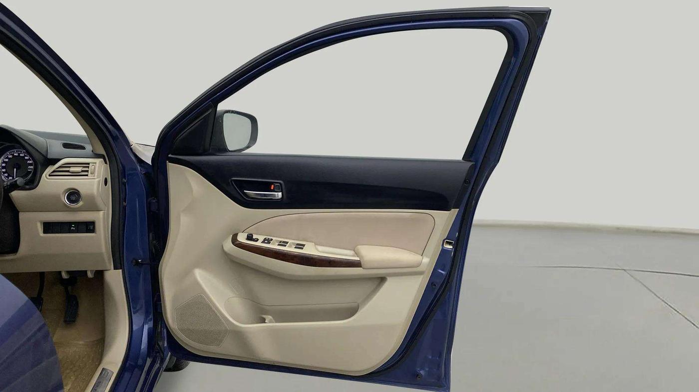 2017 Maruti Swift Dzire ZXI, Petrol, Manual, 25,431 km, RHS Front Door