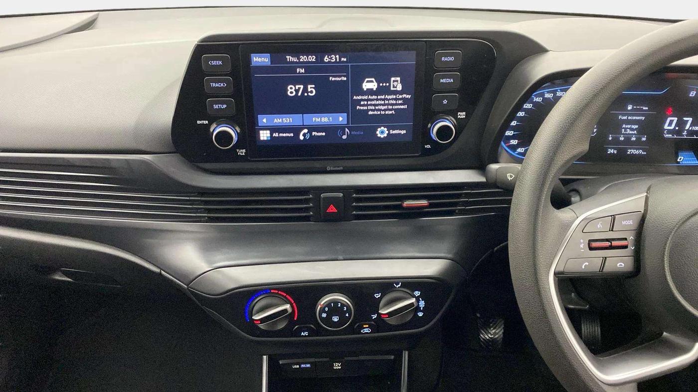 2021 Hyundai NEW I20 SPORTZ 1.2 MT DUAL TONE, Petrol, Manual, 27,068 km, Air Conditioner