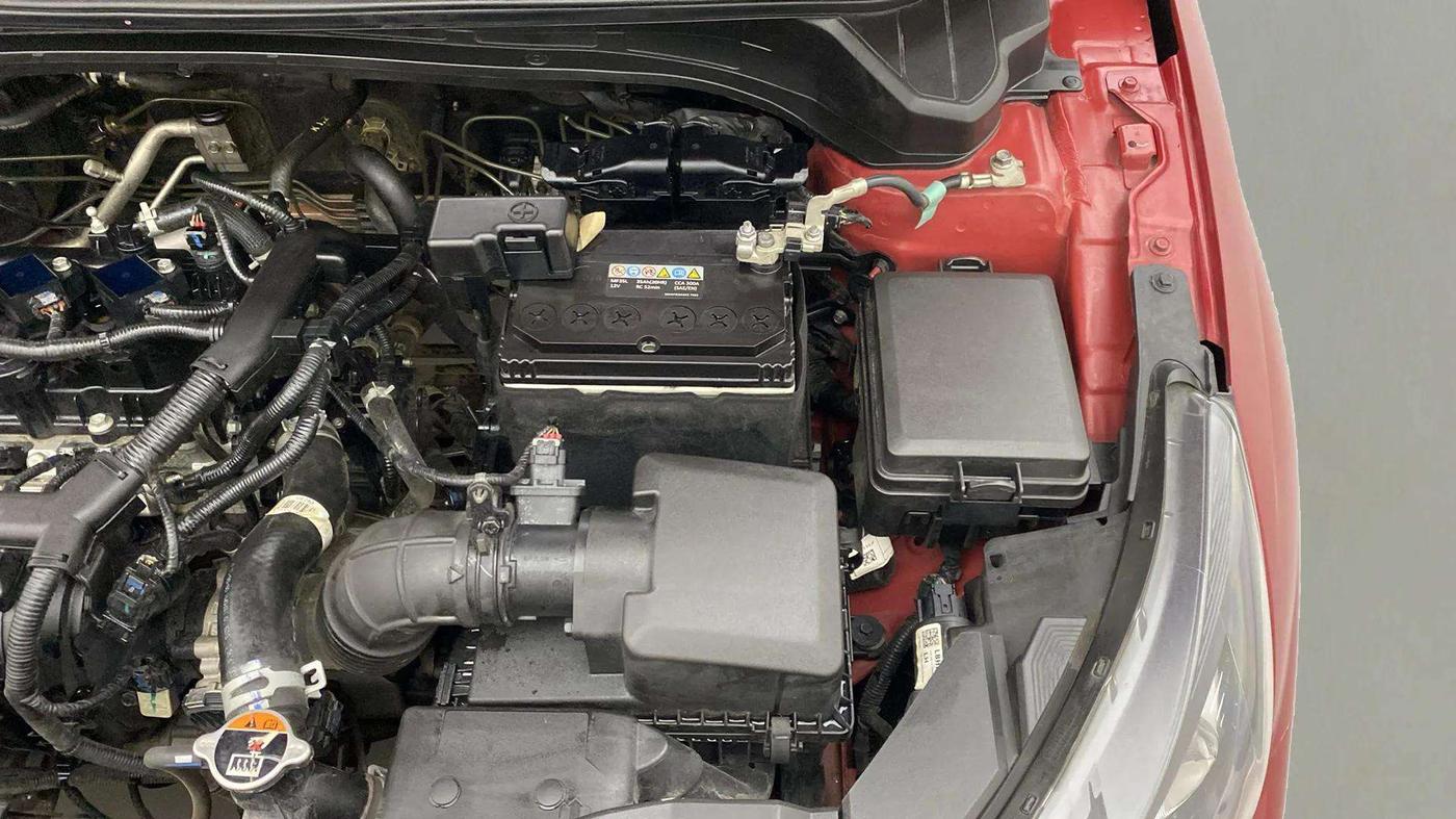 2021 Hyundai NEW I20 SPORTZ 1.2 MT DUAL TONE, Petrol, Manual, 27,068 km, Engine View - Left