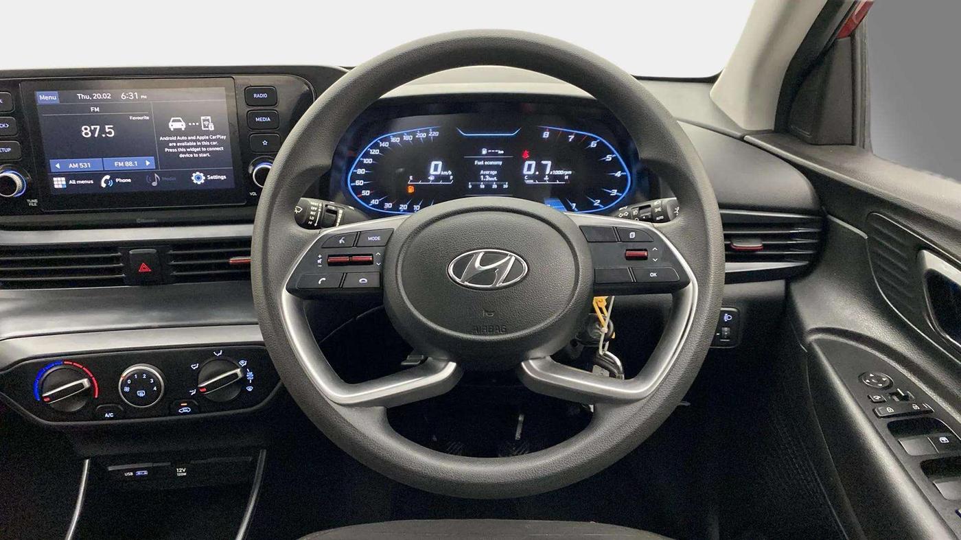 2021 Hyundai NEW I20 SPORTZ 1.2 MT DUAL TONE, Petrol, Manual, 27,068 km, Steering Wheel Close Up