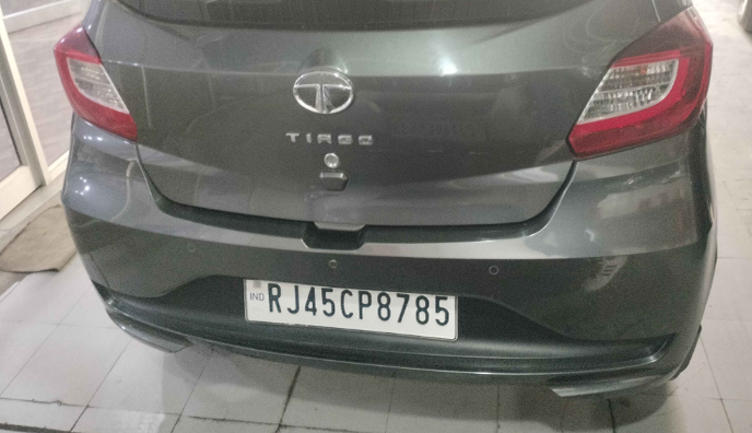 2021 Tata Tiago XE PETROL, Petrol, Manual, 21,608 km, Dicky (Boot door) - Minor scratches