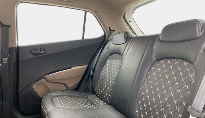 2015 Hyundai Grand i10 MAGNA 1.2 KAPPA VTVT, Petrol, Manual, 61,569 km, Right Side Rear Door Cabin