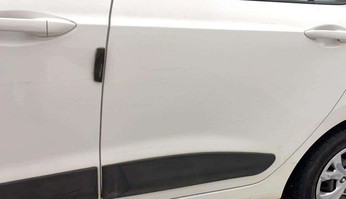 2015 Hyundai Grand i10 MAGNA 1.2 KAPPA VTVT, Petrol, Manual, 61,569 km, Rear left door - Minor scratches