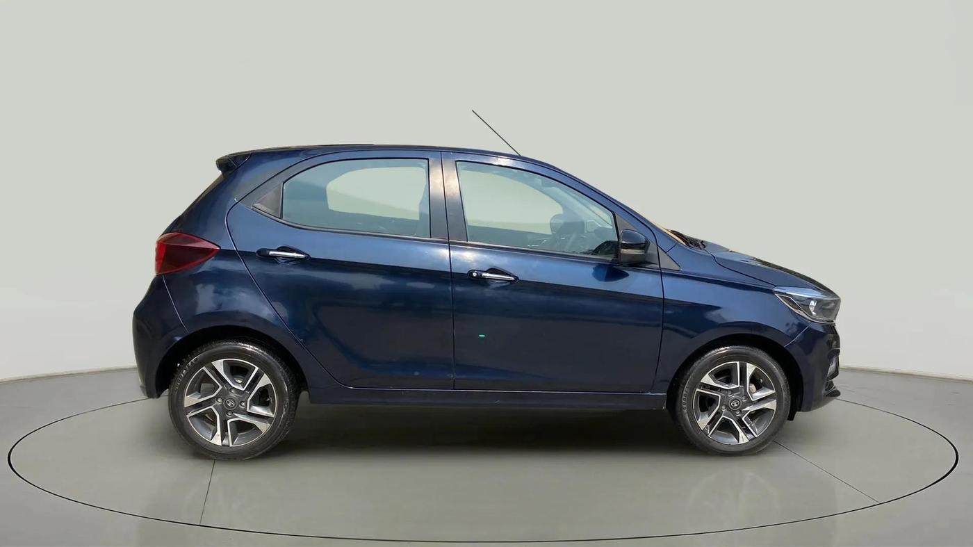2023 Tata Tiago XZ PLUS PETROL, Petrol, Manual, 11,243 km, Right Side View