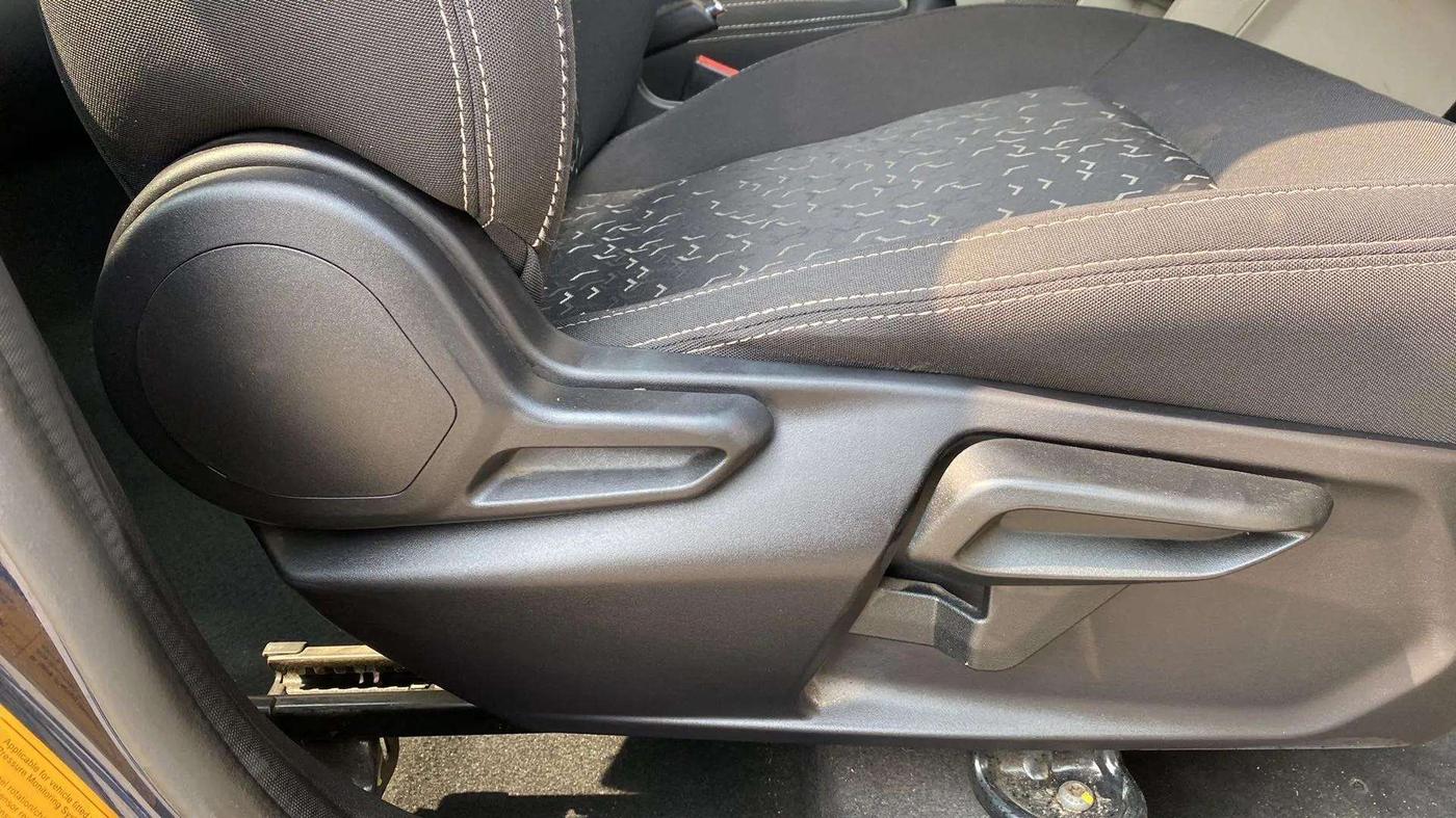 2023 Tata Tiago XZ PLUS PETROL, Petrol, Manual, 11,243 km, Driver Side Adjustment Panel