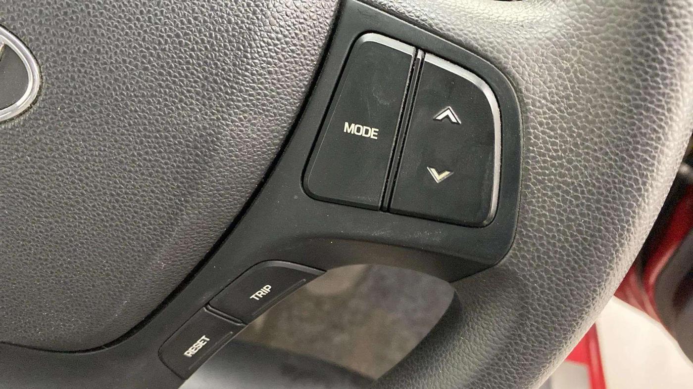 2017 Hyundai Grand i10 SPORTZ (O) 1.2 KAPPA VTVT, Petrol, Manual, 26,257 km, Adaptive Cruise Control