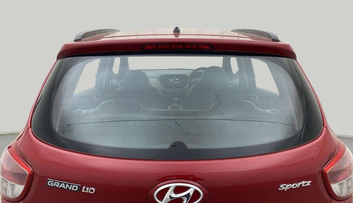 2017 Hyundai Grand i10 SPORTZ (O) 1.2 KAPPA VTVT, Petrol, Manual, 26,257 km, Rear Windshield