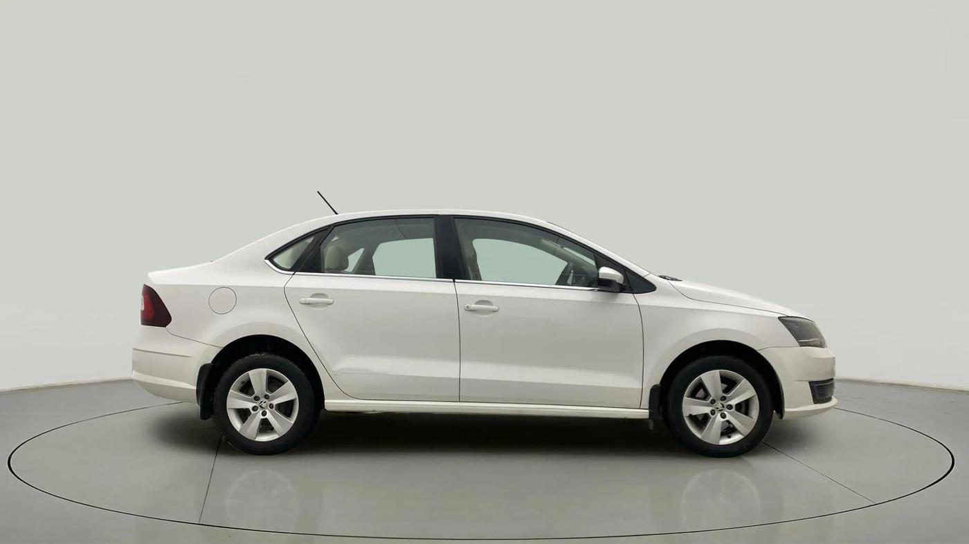 2021 Skoda Rapid AMBITION AT TSI, Petrol, Automatic, 36,537 km, Right Side View