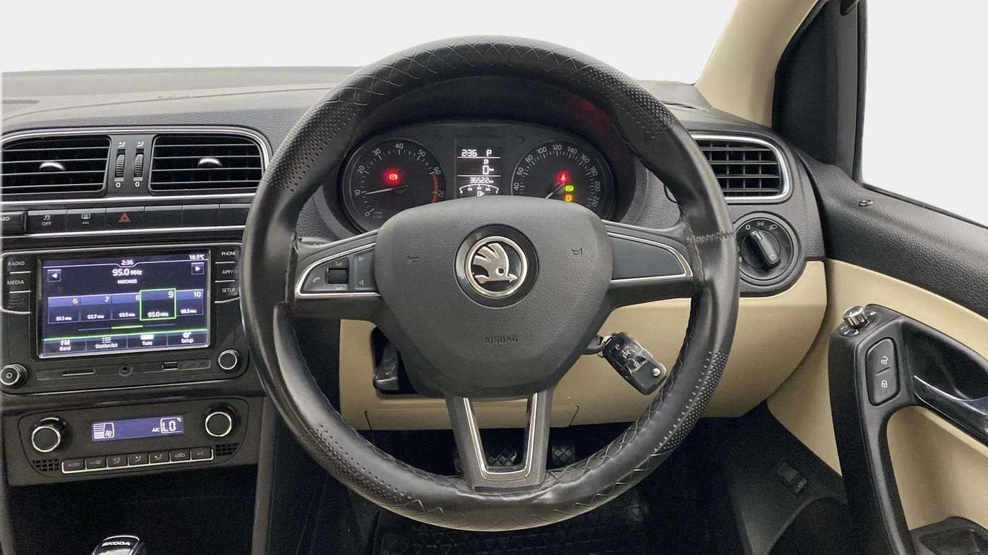 2021 Skoda Rapid AMBITION AT TSI, Petrol, Automatic, 36,537 km, Steering Wheel Close Up