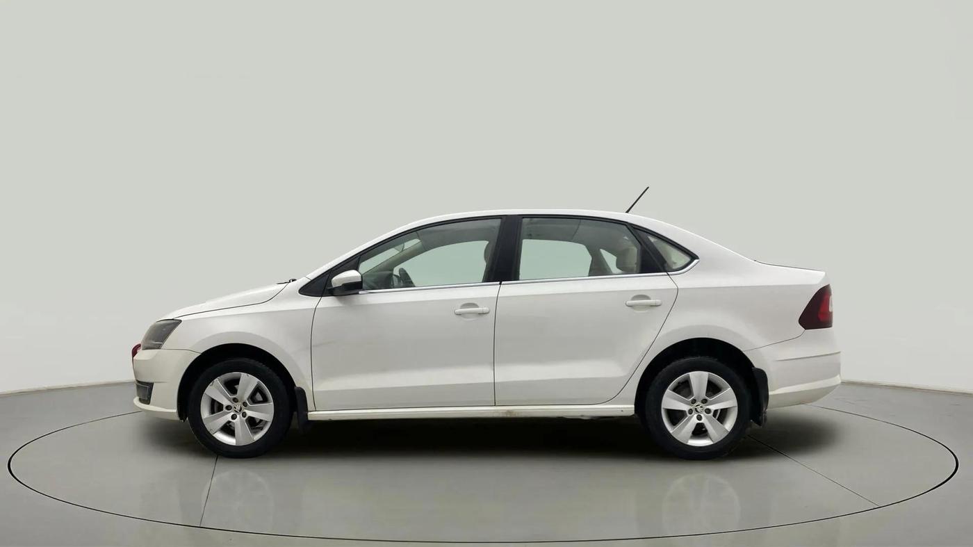 2021 Skoda Rapid AMBITION AT TSI, Petrol, Automatic, 36,537 km, Left Side