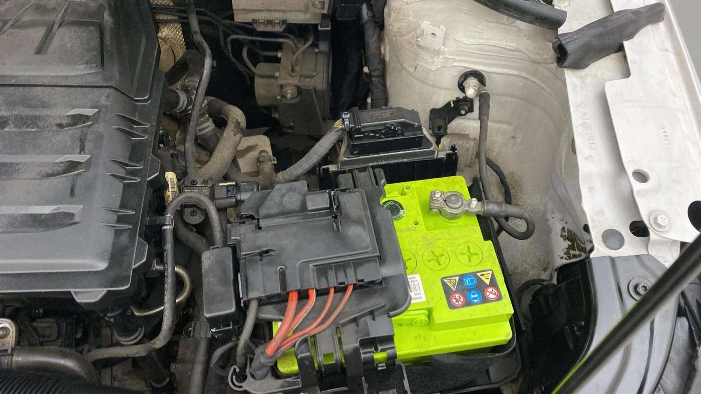 2021 Skoda Rapid AMBITION AT TSI, Petrol, Automatic, 36,537 km, Engine View - Left