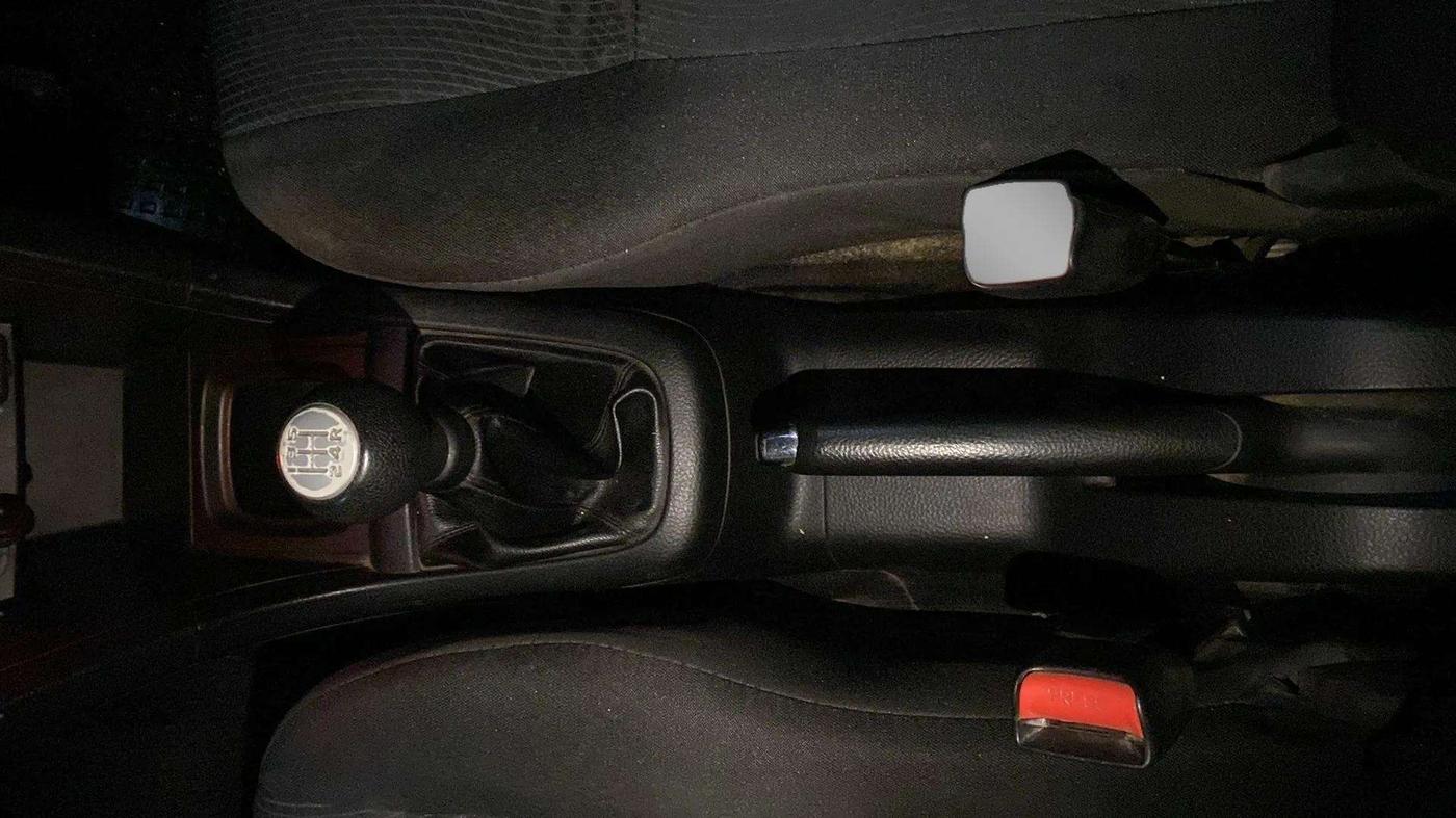 2015 Maruti Swift ZXI, Petrol, Manual, 49,527 km, Gear Lever