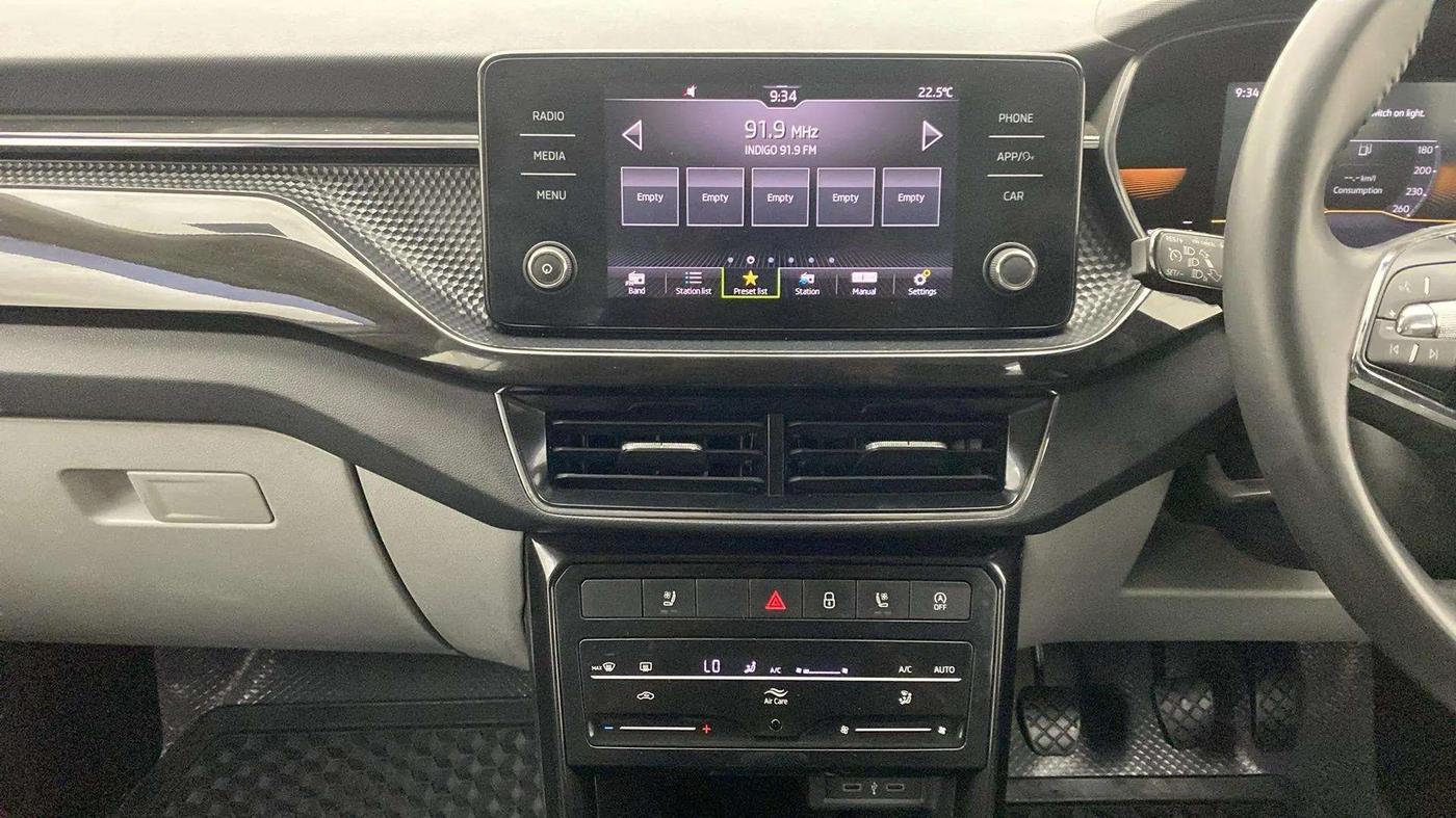 2022 Skoda KUSHAQ STYLE 1.5L TSI MT, Petrol, Manual, 13,909 km, Air Conditioner