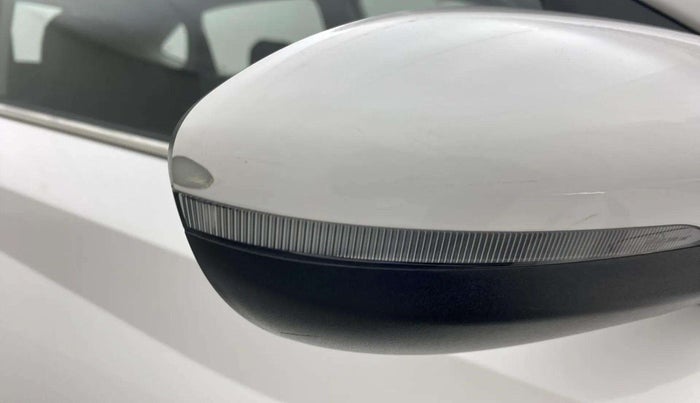 2023 Hyundai NEW I20 SPORTZ 1.2 IVT, Petrol, Automatic, 6,052 km, Right rear-view mirror - Minor scratches