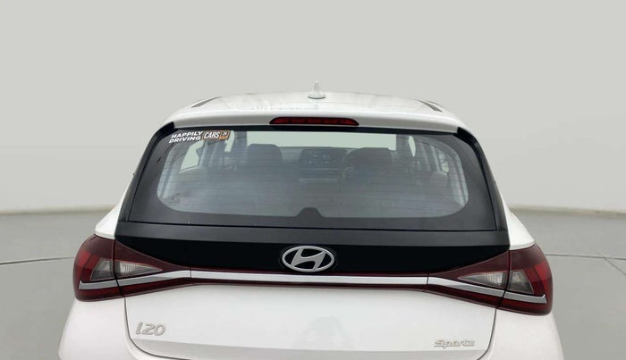 2023 Hyundai NEW I20 SPORTZ 1.2 IVT, Petrol, Automatic, 6,052 km, Rear Windshield