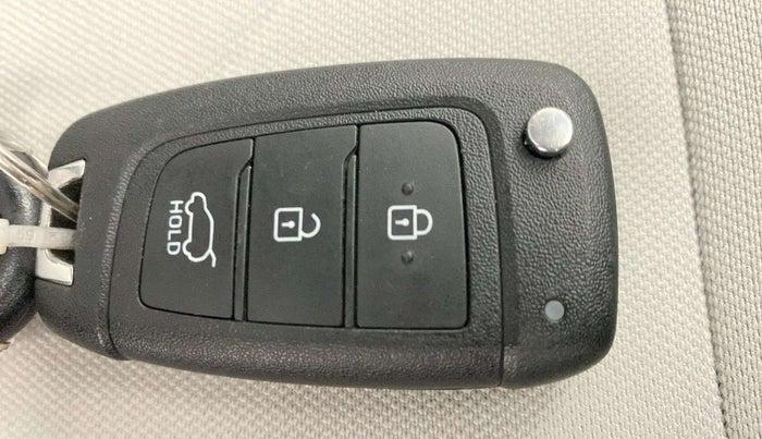2023 Hyundai NEW I20 SPORTZ 1.2 IVT, Petrol, Automatic, 6,052 km, Key Close Up