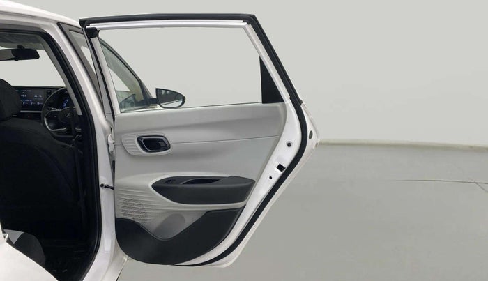 2023 Hyundai NEW I20 SPORTZ 1.2 IVT, Petrol, Automatic, 6,052 km, RHS Rear Door