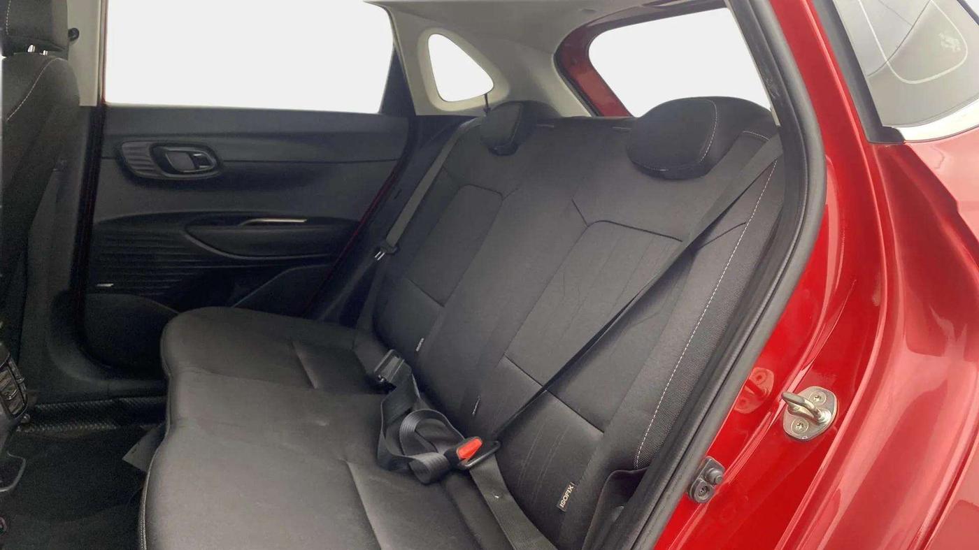 2021 Hyundai NEW I20 ASTA 1.2 MT, Petrol, Manual, 45,304 km, Right Side Rear Door Cabin