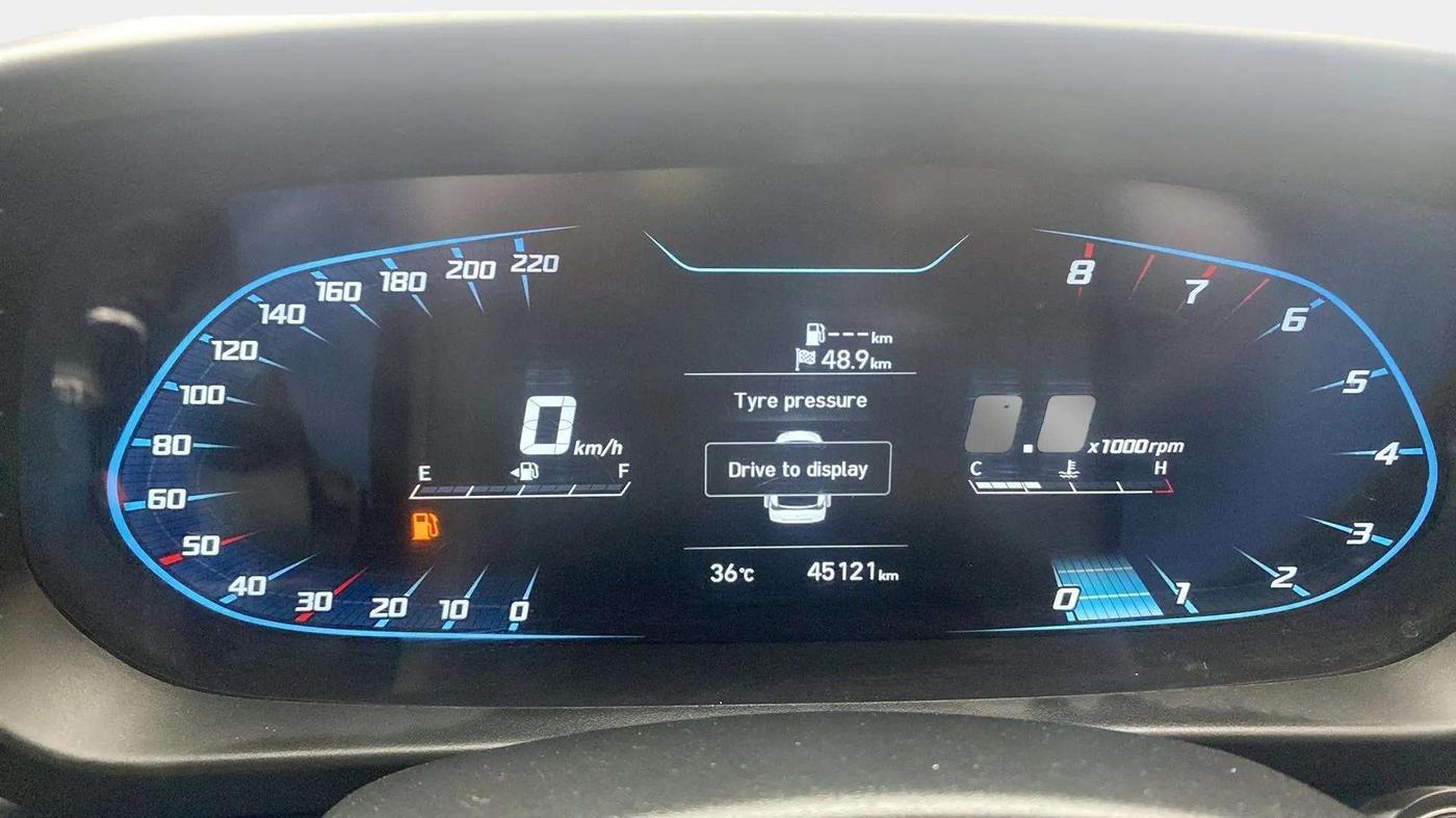2021 Hyundai NEW I20 ASTA 1.2 MT, Petrol, Manual, 45,304 km, Odometer Image