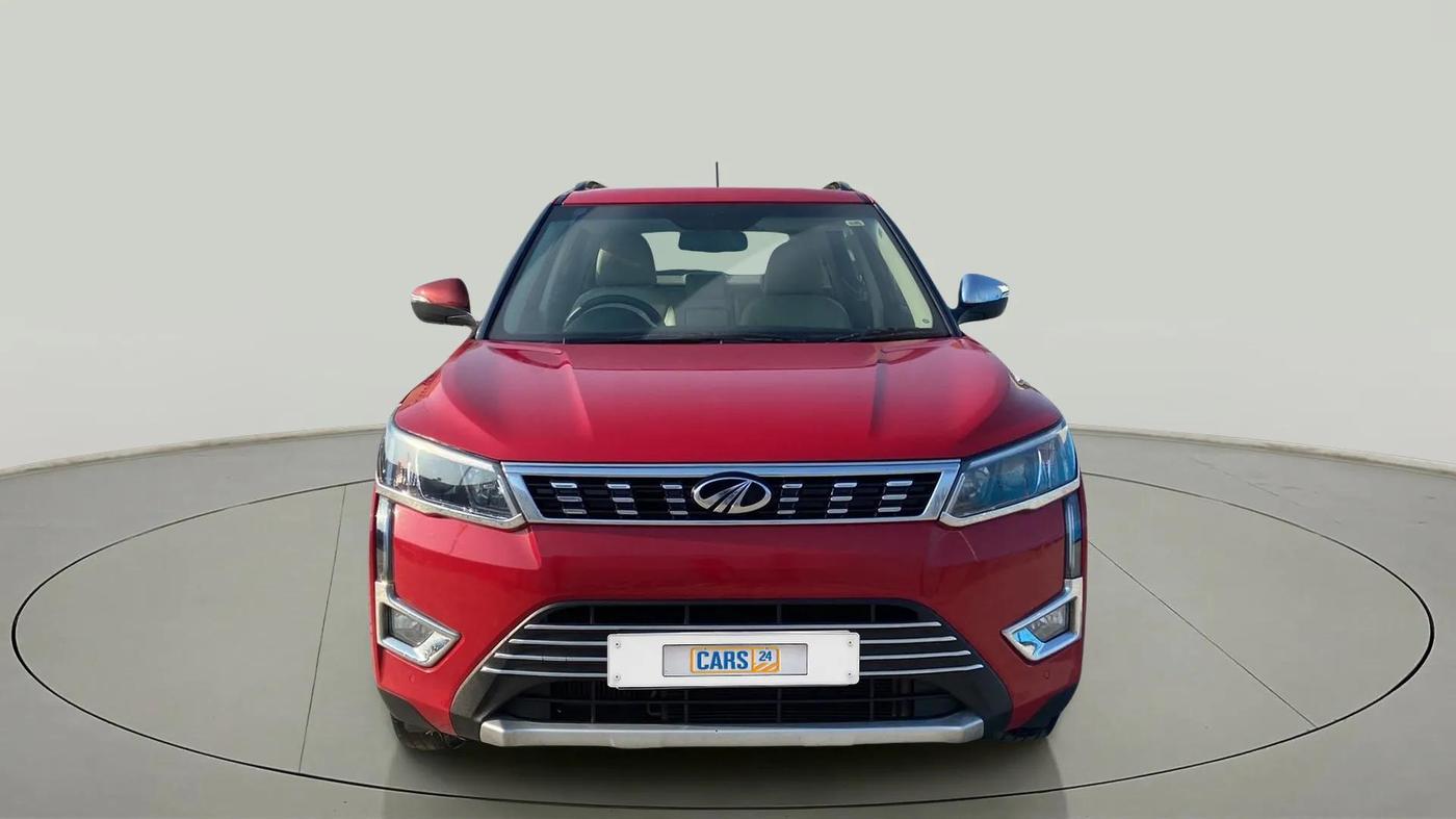 2022 Mahindra XUV300 W8 (O) 1.2 PETROL AMT, Petrol, Automatic, 31,690 km, Front
