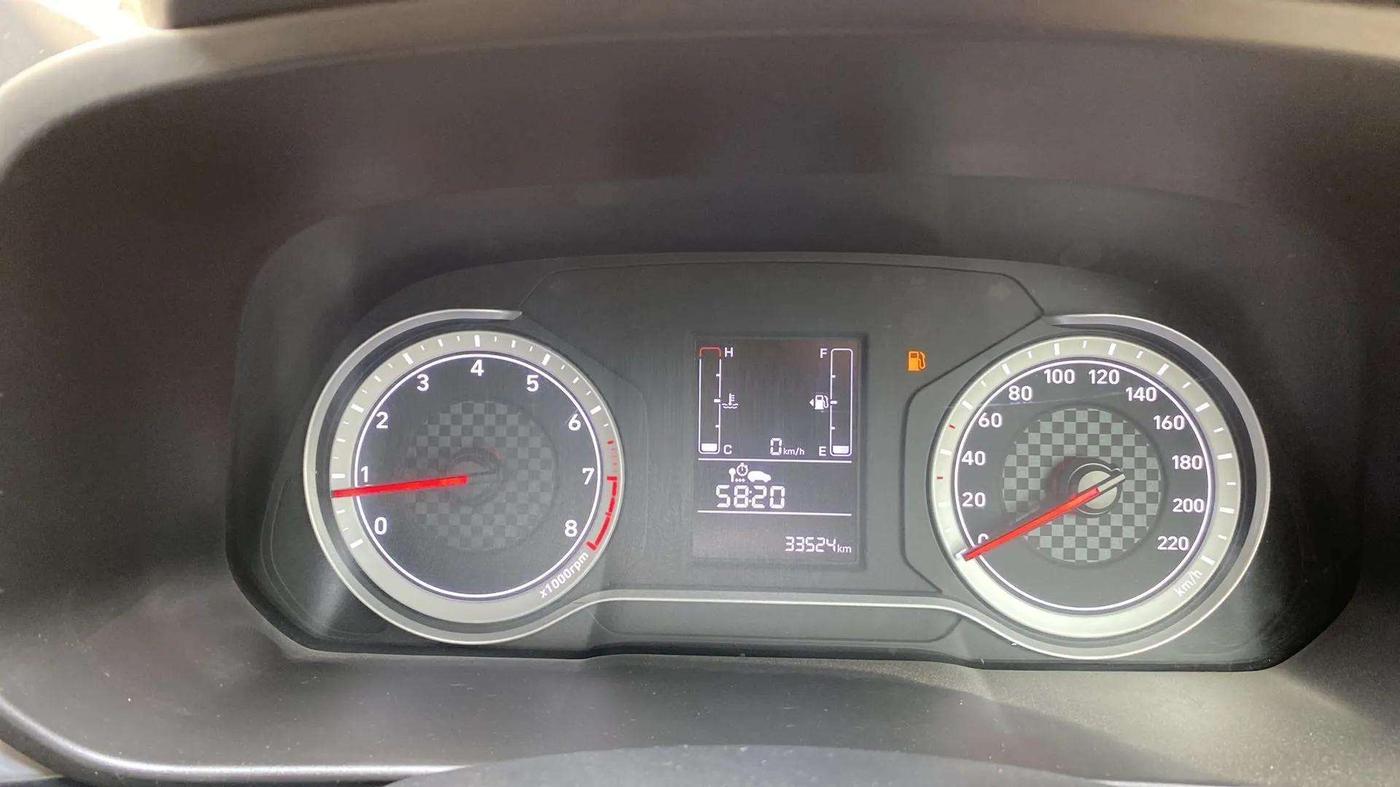 2021 Hyundai NEW I20 MAGNA 1.2 MT, Petrol, Manual, 33,601 km, Odometer Image
