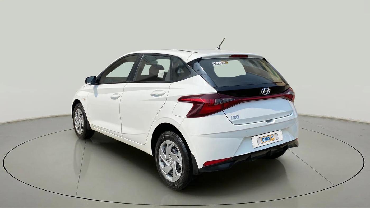2021 Hyundai NEW I20 MAGNA 1.2 MT, Petrol, Manual, 33,601 km, Left Back Diagonal
