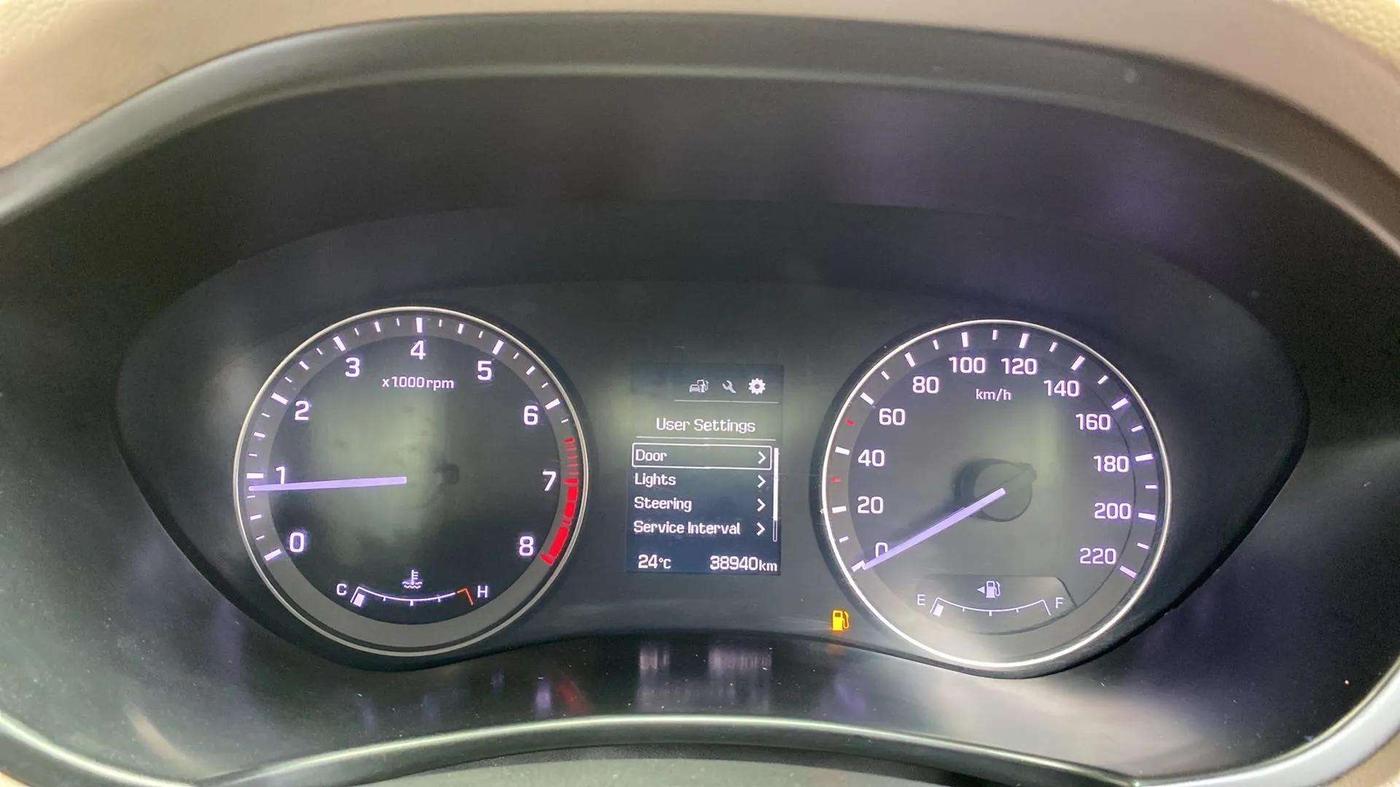 2016 Hyundai Elite i20 ASTA 1.2 (O), Petrol, Manual, 38,946 km, Odometer Image