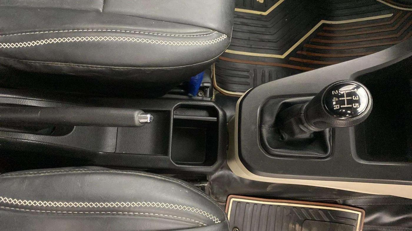 2022 Maruti New Wagon-R VXI 1.0, Petrol, Manual, 16,586 km, Gear Lever