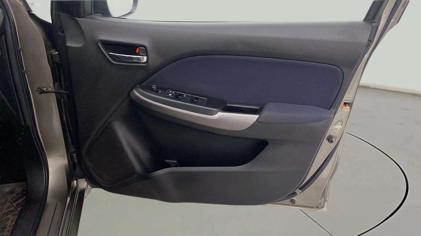 2019 Maruti Baleno ZETA PETROL 1.2, Petrol, Manual, 69,353 km, Driver Side Door Panels Control