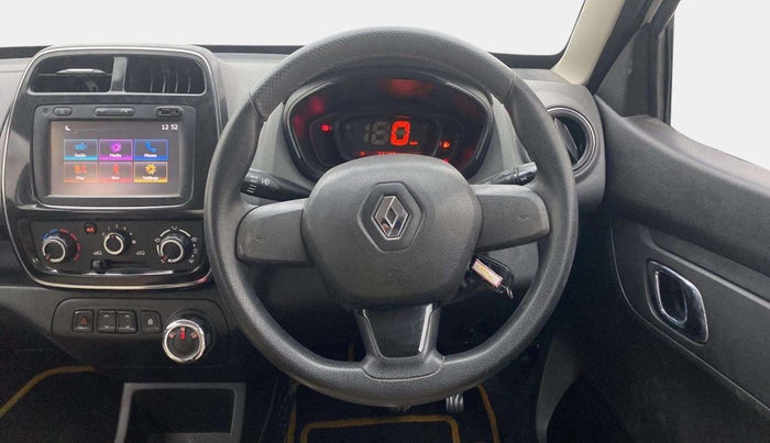 2018 Renault Kwid RXT 1.0 AMT (O), Petrol, Automatic, 29,759 km, Steering Wheel Close Up