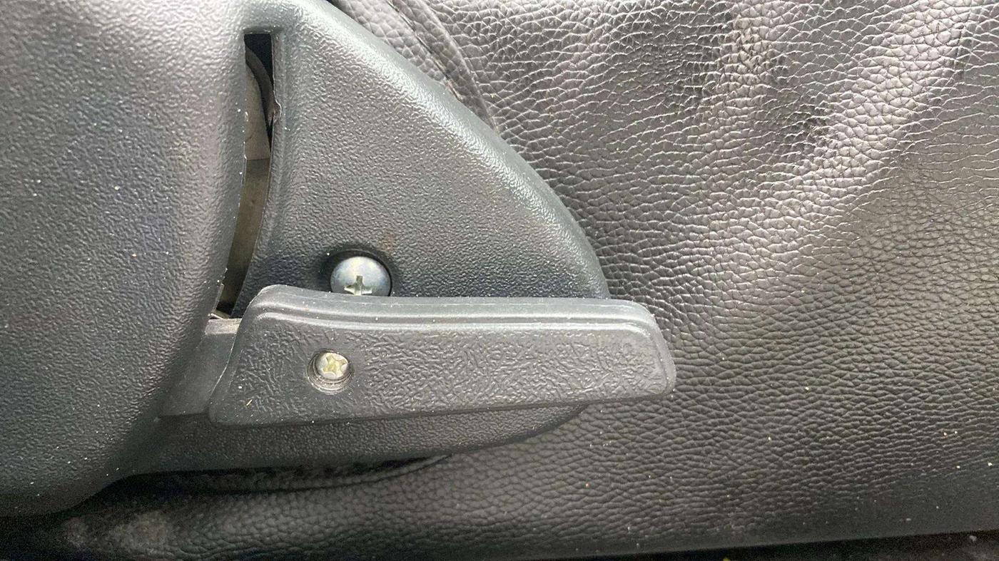 2018 Maruti Alto 800 VXI, Petrol, Manual, 2,649 km, Driver Side Adjustment Panel