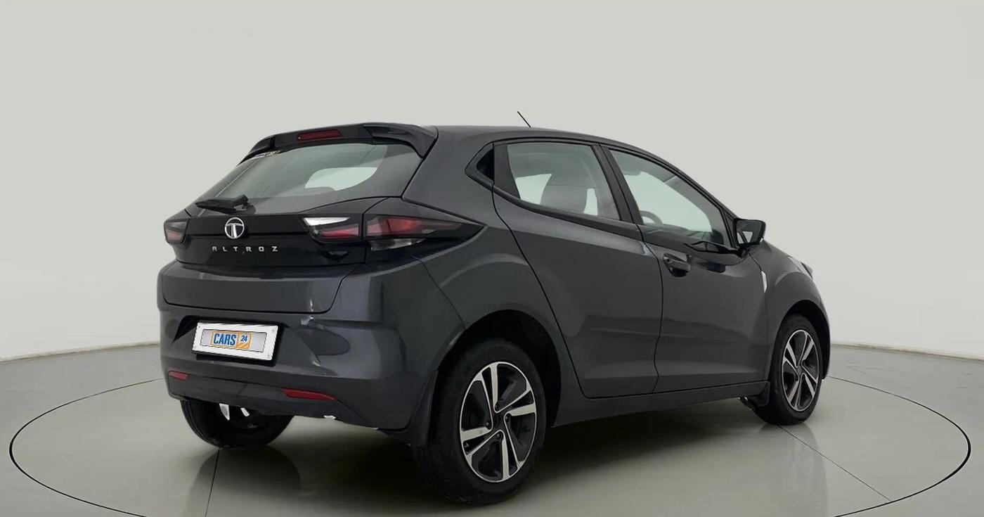 2021 Tata ALTROZ XZ DIESEL, Diesel, Manual, 45,218 km, Right Back Diagonal
