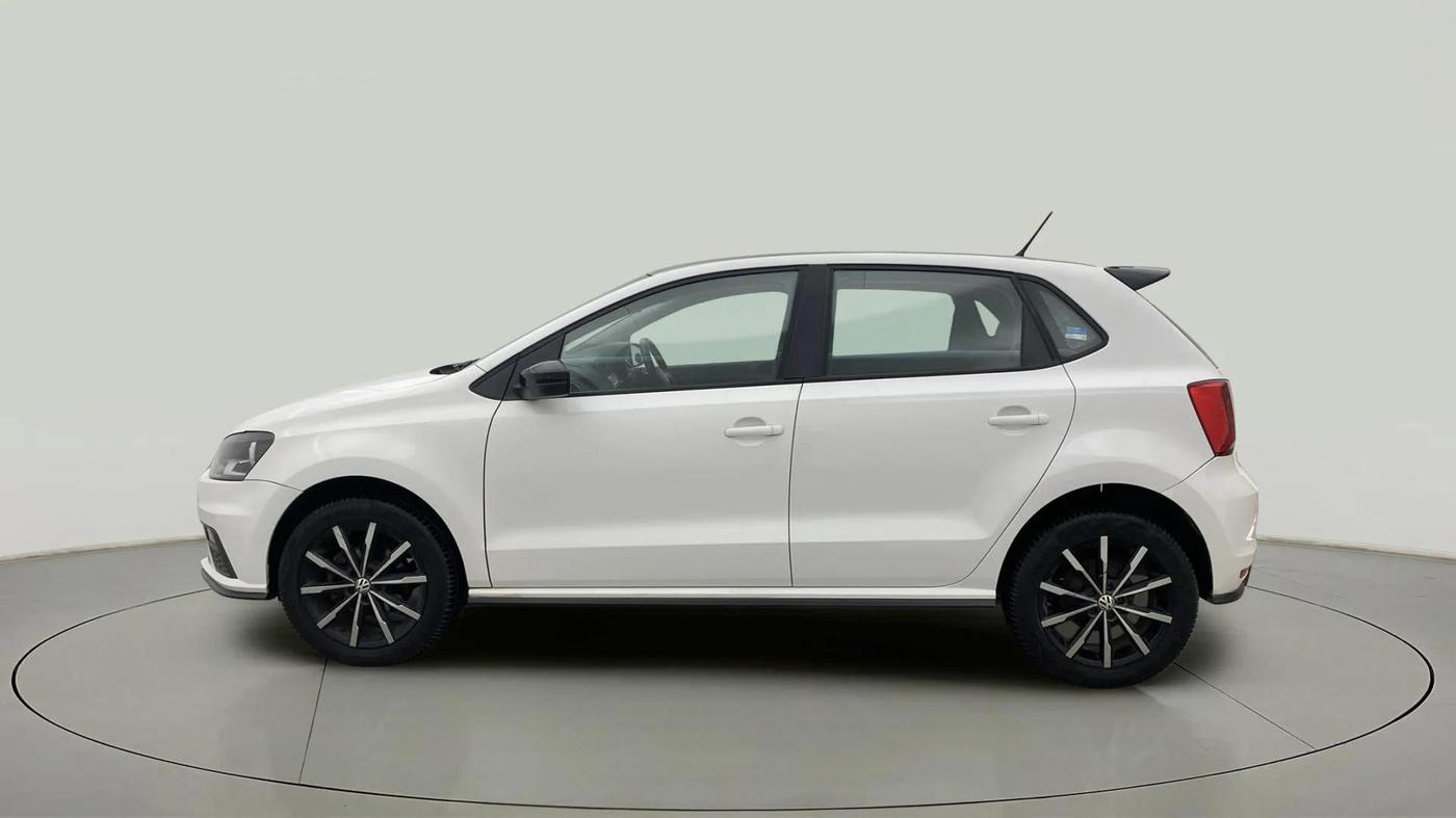 2019 Volkswagen Polo HIGHLINE PLUS 1.5 16 ALLOY, Diesel, Manual, 69,173 km, Left Side
