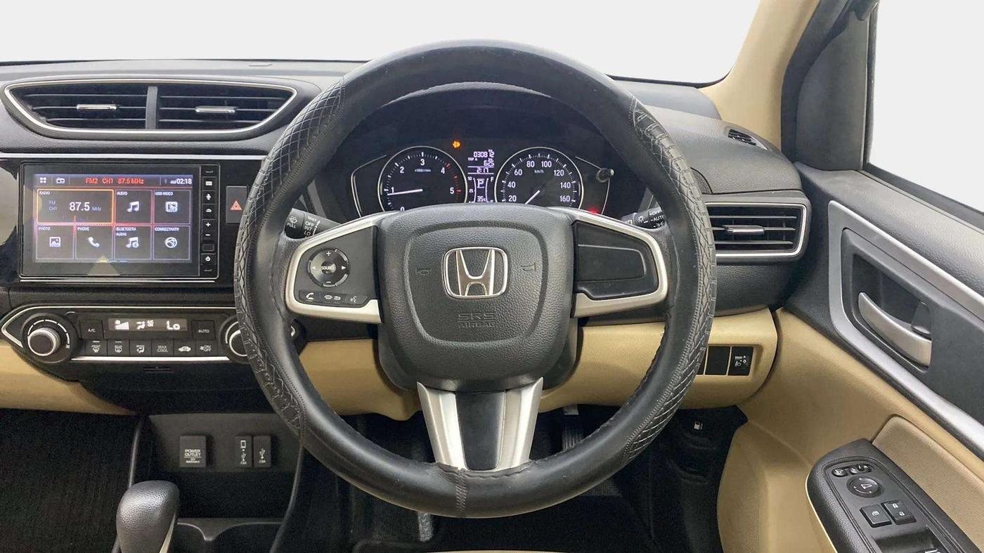 2022 Honda Amaze 1.5L I-DTEC VX CVT, Diesel, Automatic, 31,504 km, Steering Wheel Close Up