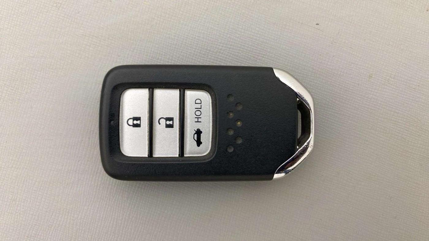 2022 Honda Amaze 1.5L I-DTEC VX CVT, Diesel, Automatic, 31,504 km, Key Close Up