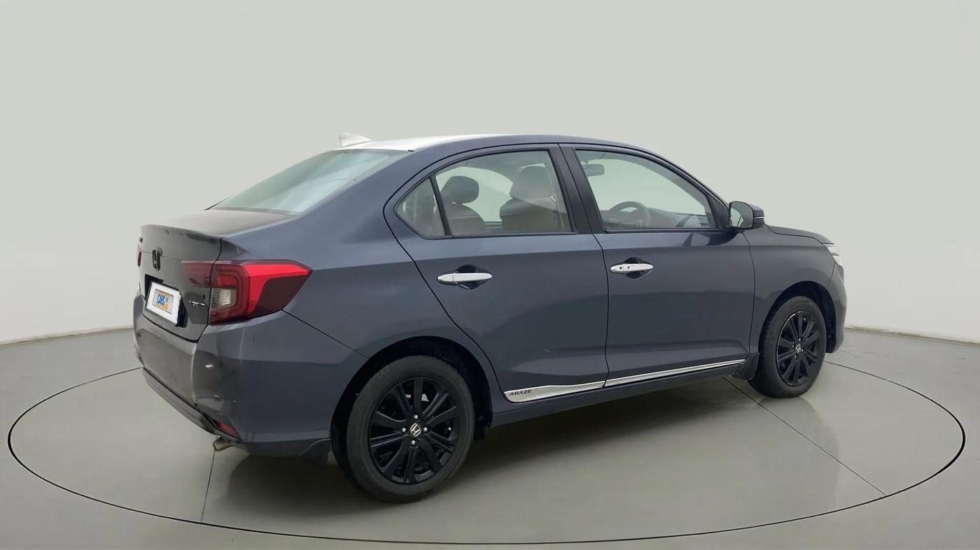 2022 Honda Amaze 1.5L I-DTEC VX CVT, Diesel, Automatic, 31,504 km, Right Back Diagonal
