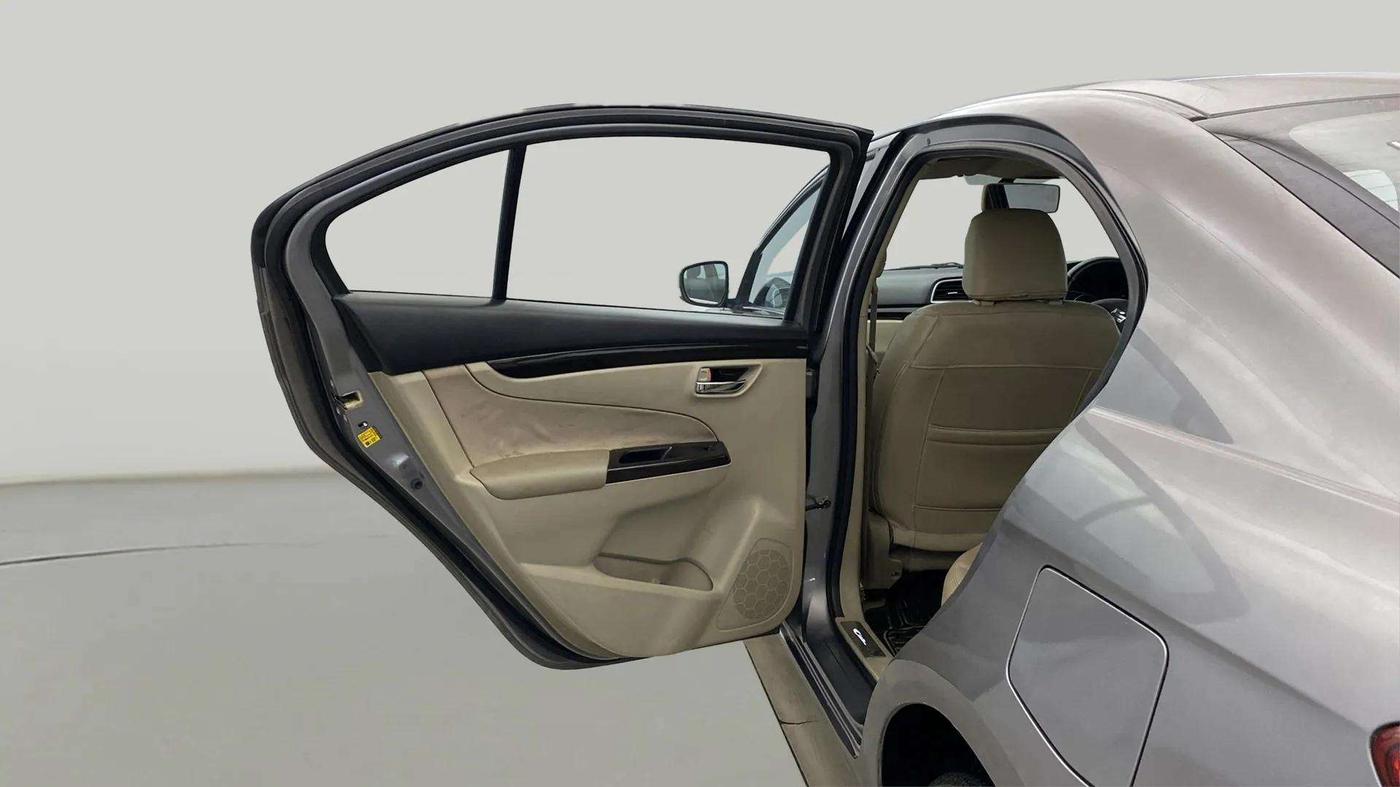 2017 Maruti Ciaz DELTA 1.4 MT PETROL, Petrol, Manual, 45,867 km, LHS Rear Door