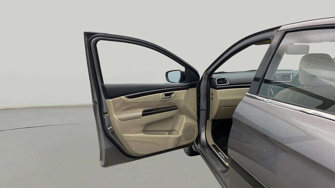 2017 Maruti Ciaz DELTA 1.4 MT PETROL, Petrol, Manual, 45,867 km, LHS Front Door