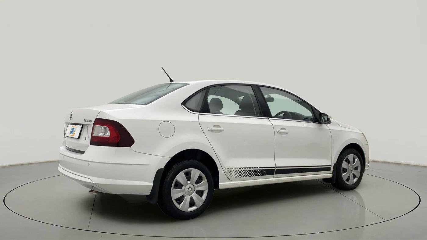 2021 Skoda Rapid ACTIVE 1.0 TSI, Petrol, Manual, 38,246 km, Right Back Diagonal
