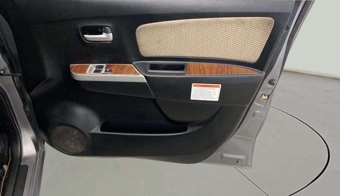 2018 Maruti Wagon R 1.0 LXI CNG, CNG, Manual, 51,278 km, Driver Side Door Panels Control