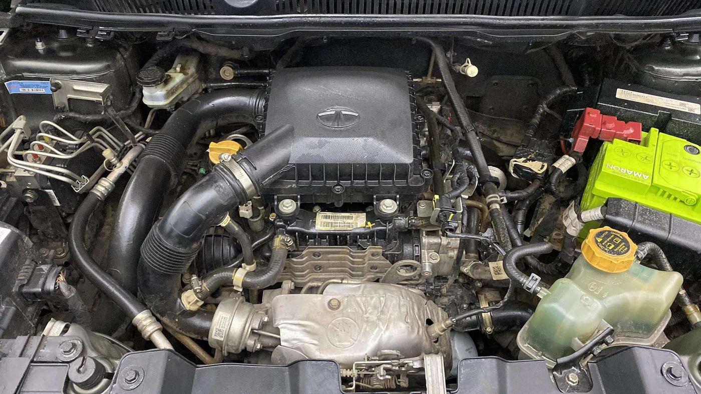 2020 Tata NEXON XZ PLUS PETROL SUNROOF, Petrol, Manual, 85,762 km, Engine View