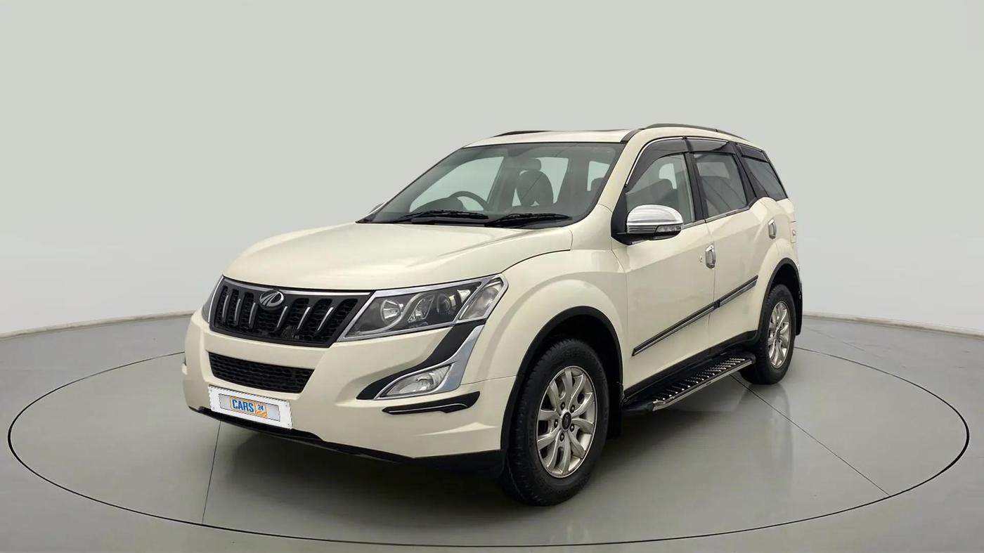 2018 Mahindra XUV500 W9, Diesel, Manual, 70,631 km, Left Front Diagonal