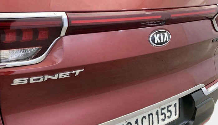 2021 KIA SONET GTX PLUS 1.5 AT DUAL TONE, Diesel, Automatic, 41,374 km, Dicky (Boot door) - Slightly dented