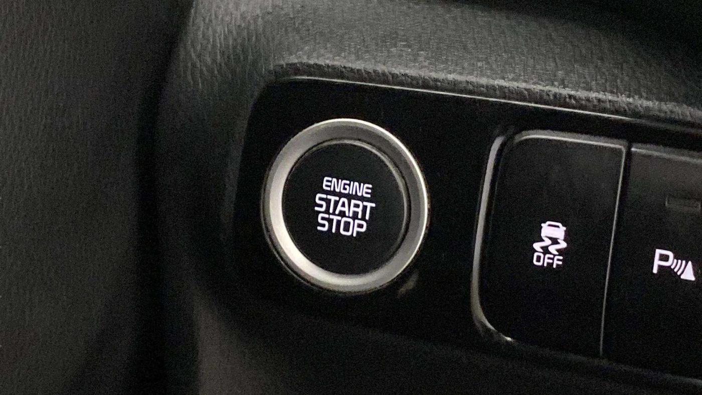 2021 KIA SONET GTX PLUS 1.5 AT DUAL TONE, Diesel, Automatic, 41,394 km, Keyless Start/ Stop Button