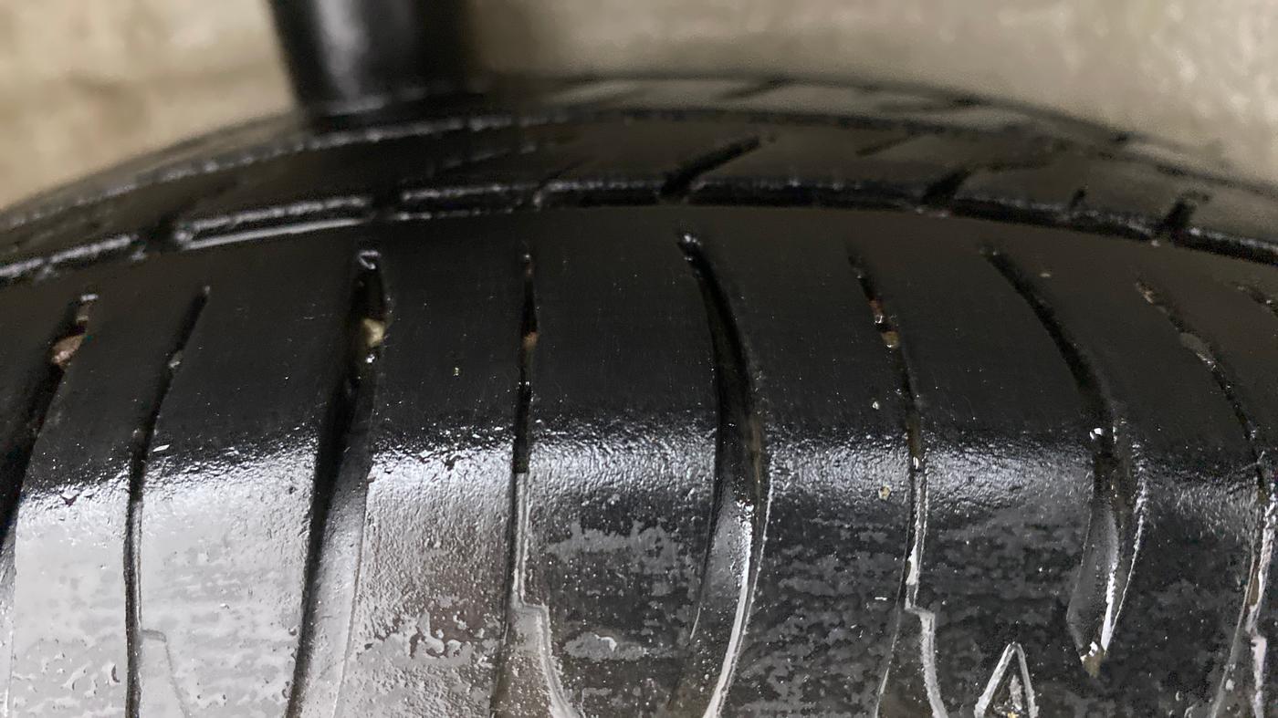 2014 Maruti Celerio VXI d, Petrol, Manual, 85,034 km, Right Rear Tyre Tread
