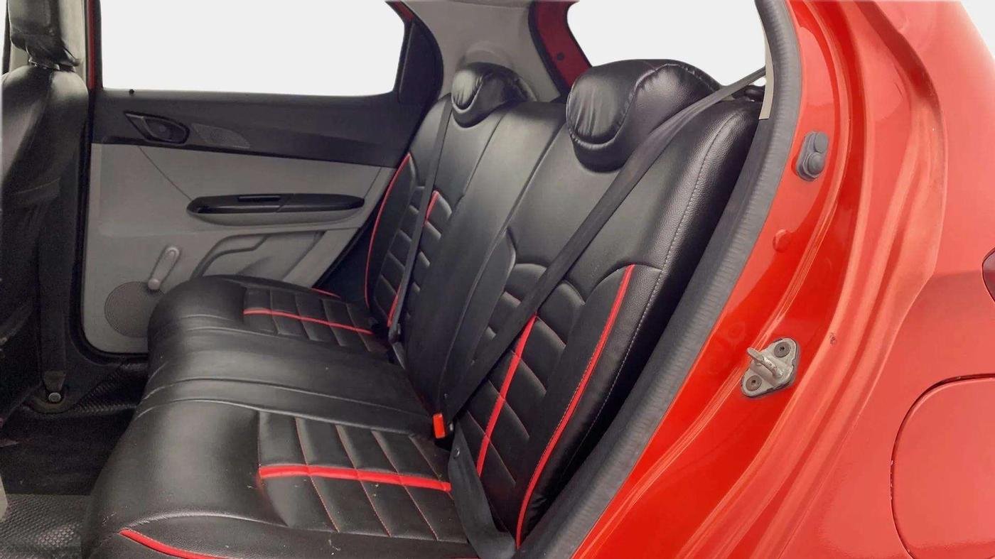 2020 Tata Tiago XE PETROL, Petrol, Manual, 71,225 km, Right Side Rear Door Cabin