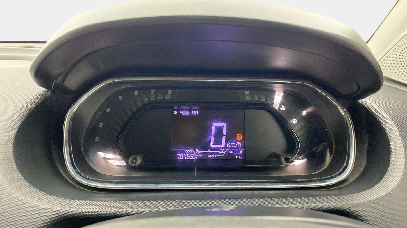 2020 Tata Tiago XE PETROL, Petrol, Manual, 71,225 km, Odometer Image
